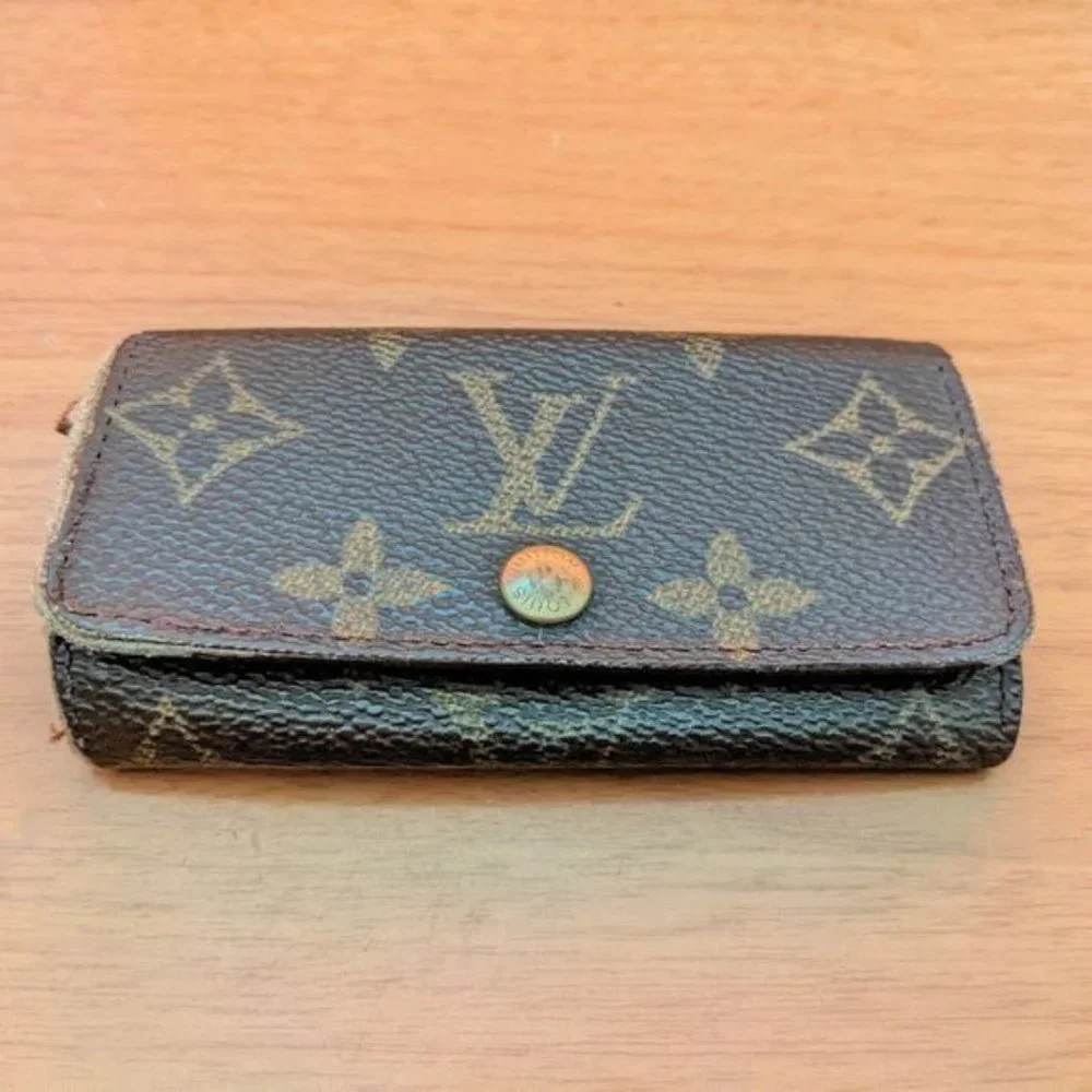 Louis Vuitton Monogram Key Holder/Wallet #1244💥PRICE DROP💥